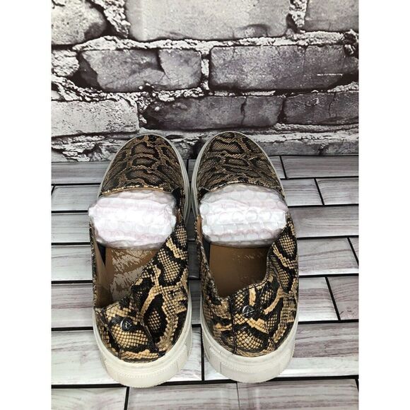 Aquatalia Leopard Print Leather Slip On Casual Sneaker Shoes Women Sz 8M US/39EU - Picture 6 of 16